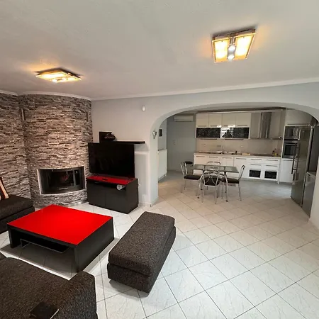 Samaras Villa *