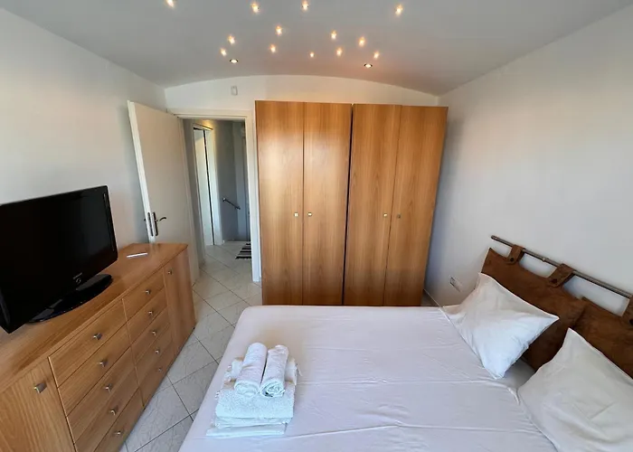 Villa Samaras Flogita